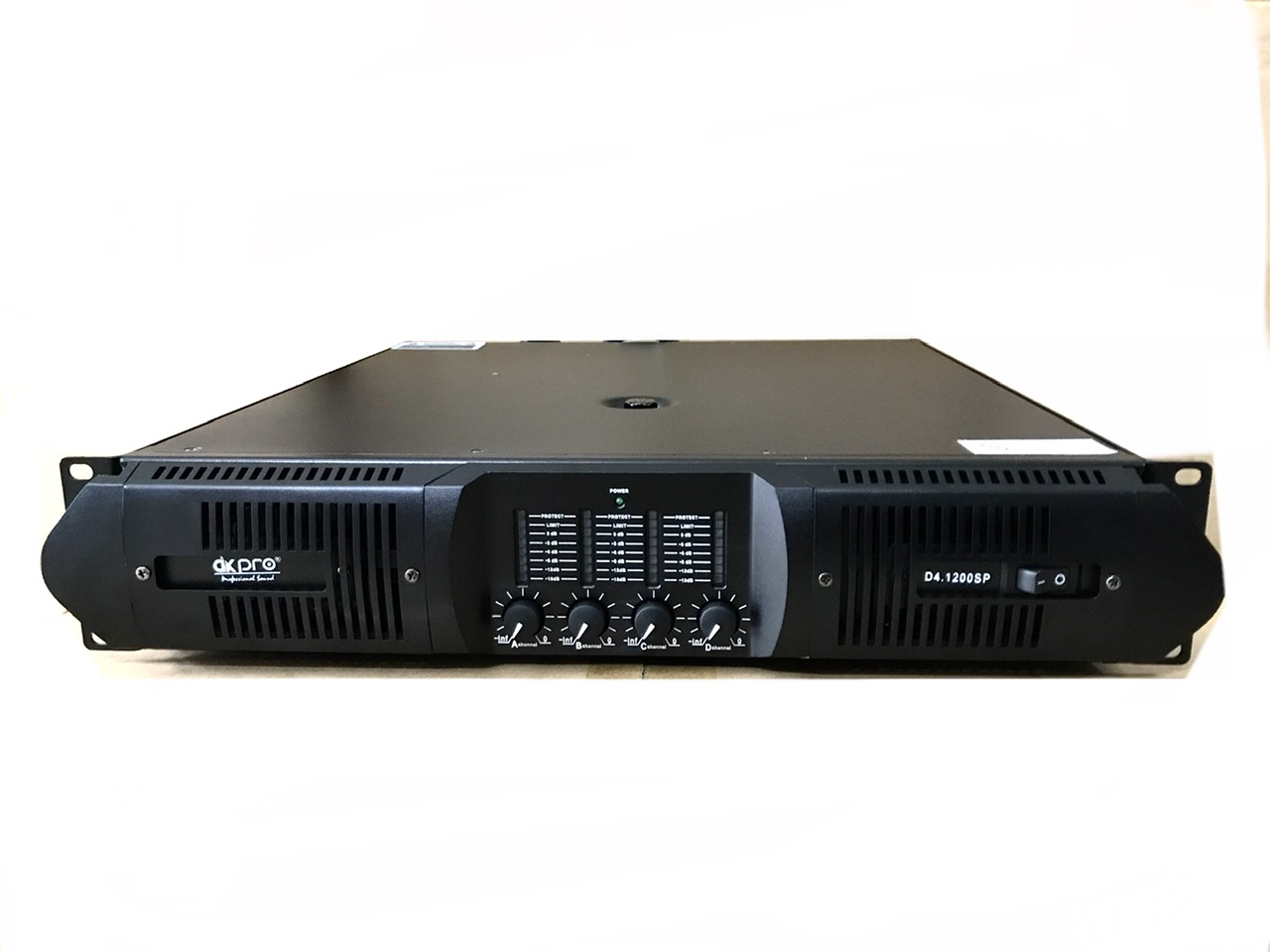 CỤC ĐẨY 4 KÊNH DKPRO D4.1200SP